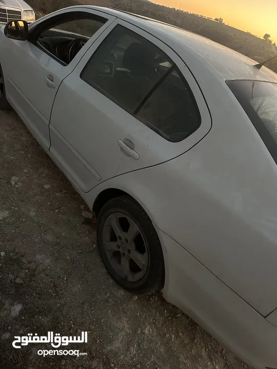 سكودا رمش للبيع