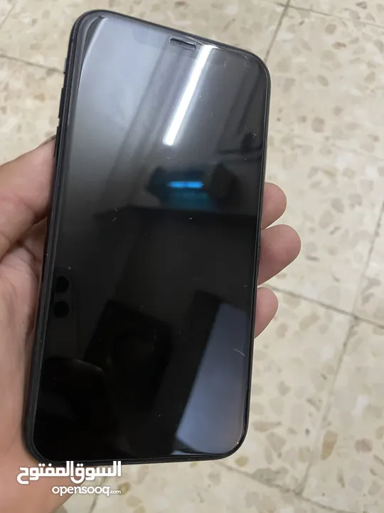 آيفون xr مش مفتوح