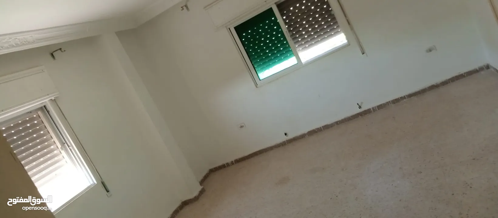 منزل مستقل للايجار في المزيريب بني كنانة الشارع الرئيسي