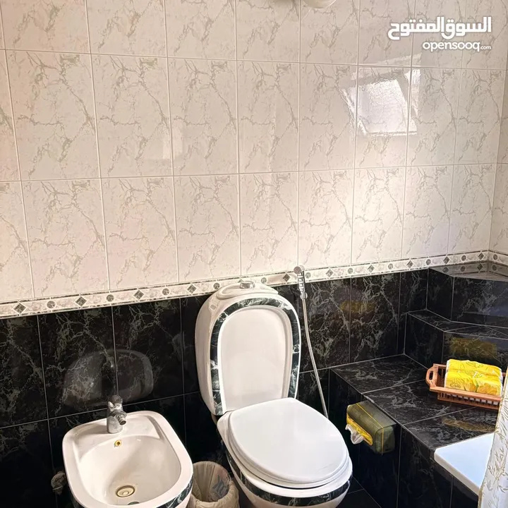 بيت من طابقين كل طابق منفصل