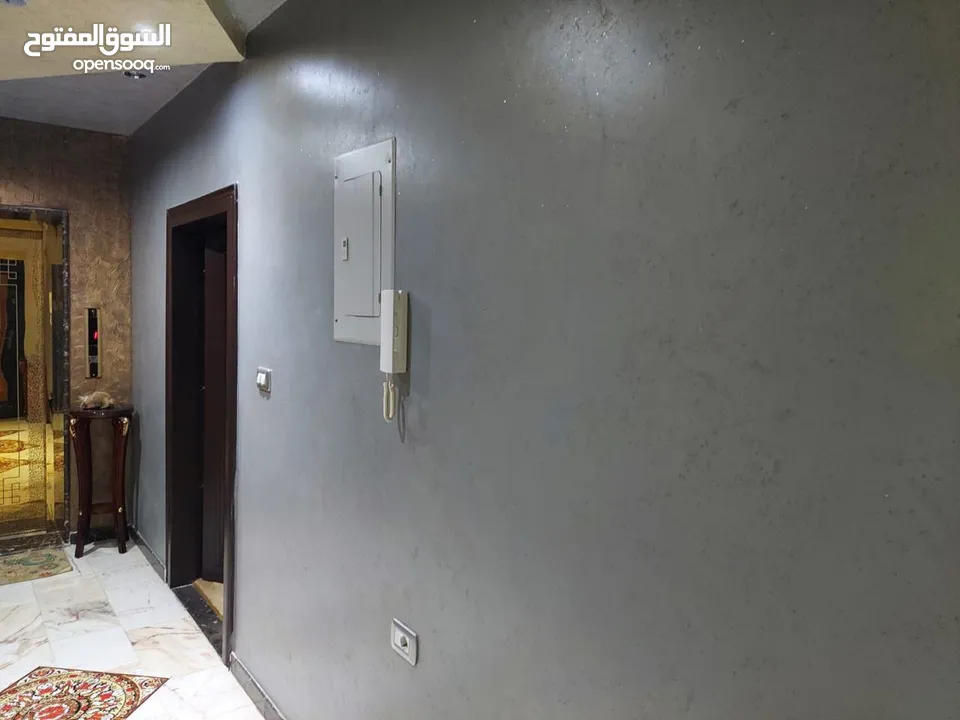 للبيع فيلا شبه قصر في اجمل مواقع دابوق الهادئه 1050 م
