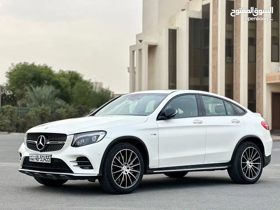 للبيع جيب مرسيدس GLC43 AMG ( شرط الفحص )