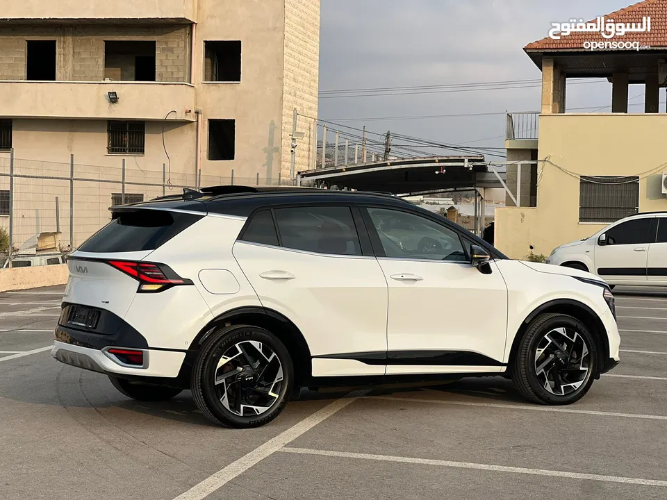 كايا سبورتاج  GT-Line Plug In /2022  فل الفل فتحة سقف بانوراما  فل مسكر  Plug In 4x4 -  271Hp