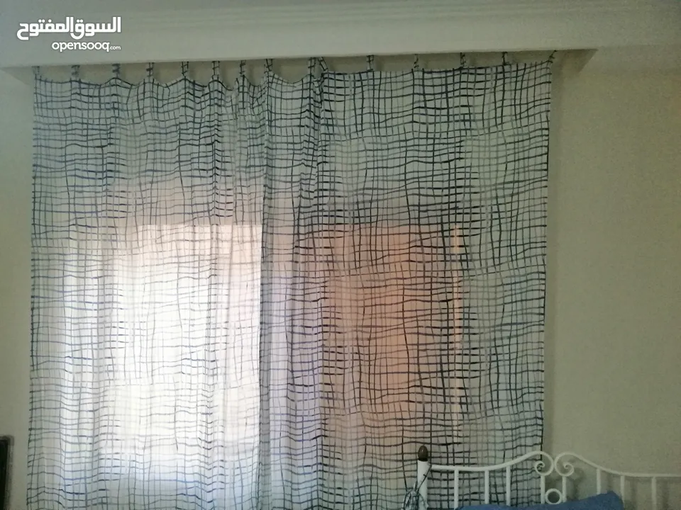سرير حديد مع فرشه و سجاده وبرداي