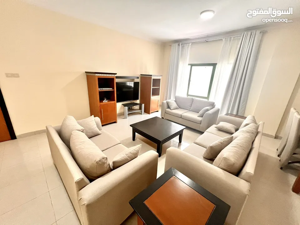 For rent in Juffair 3 bedrooms apartment  للإيجار في الجفير شقه مفروشه 3 غرف