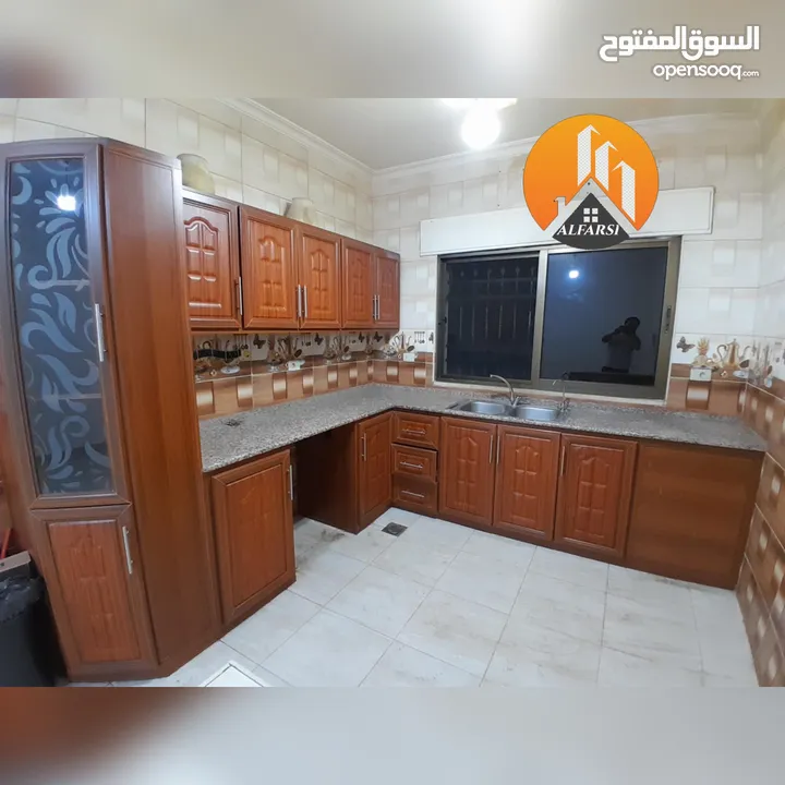 شقة ارضية بناء حديث مستقلة تراس / كراج خاص / وحدائق قرب كل الخدمات اجار مغري لا يعوض في ضاحية الاقصى