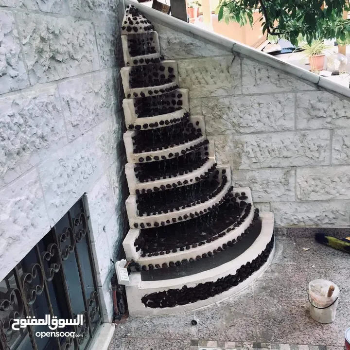 نوافير وشلالات مصنعوعه من ألاسمنت والحديد بأسعار و أشكال وأنواع مختلفة تناسب  الجميع  للتواصل واتساب