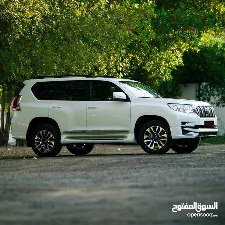 Toyota Prado V6 Excellent Condition 2022 White