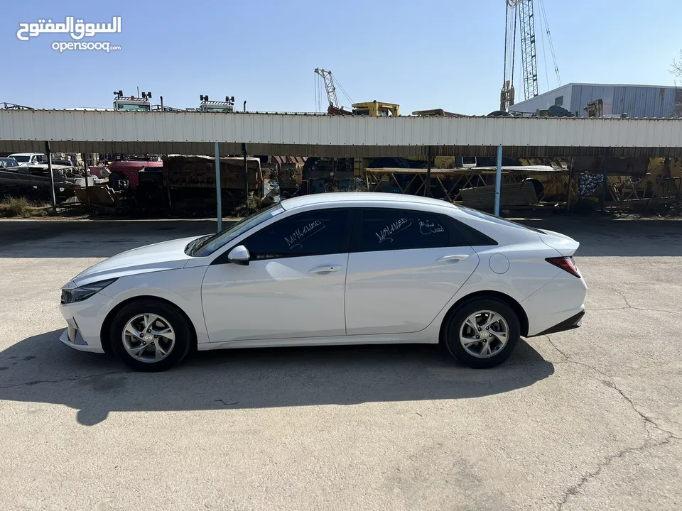 هيونداي افانتي بنزين 2021 وارد كوري