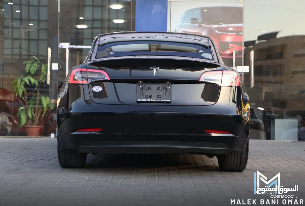 Tesla model 3 mid range 2018