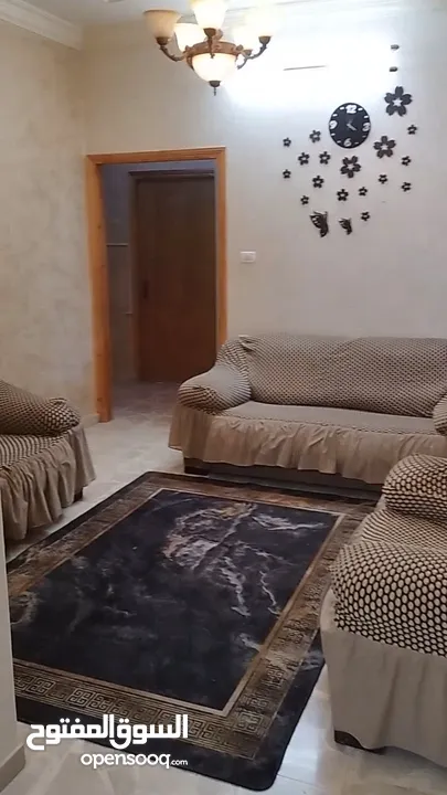 شقة مشطبة في أجمل مواقع رفيديا بسعر مغري قرب الاكاديمية