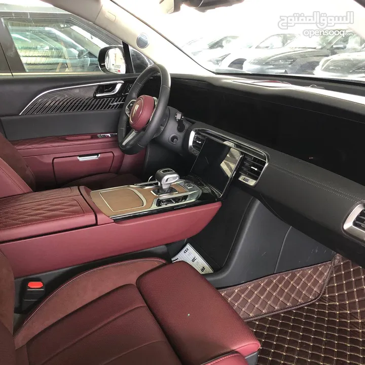 HONGQI E-HS9 2021