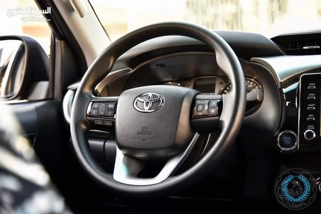 Toyota Hilux 2023  هيلوكس 2023 جير عادي عداد زيرو وارد وكفاله الشركة المركزيه عداد صفر Zero Mileage