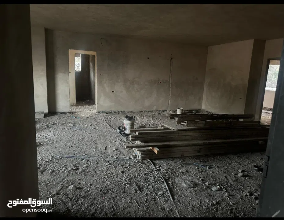 شقة للبيع طابو سلطة نزول الخلفاء مقابل حي الفلل