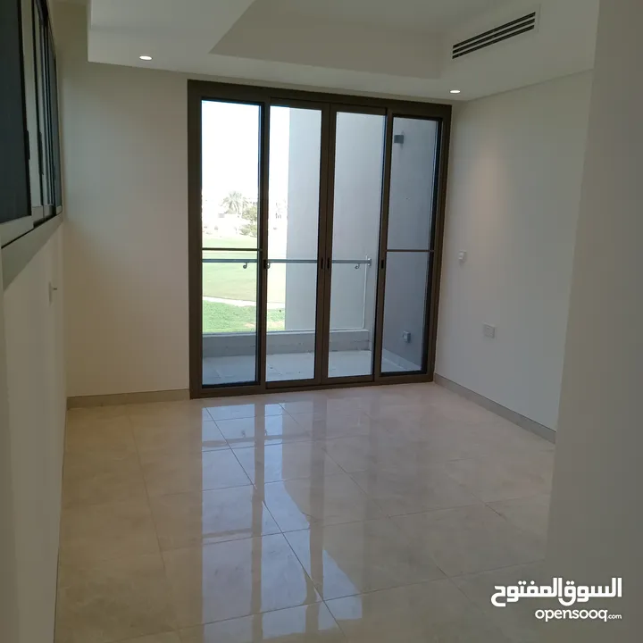 Freehold Brand New 4-Bedroom Townhouse for Sale in Muscat Hills