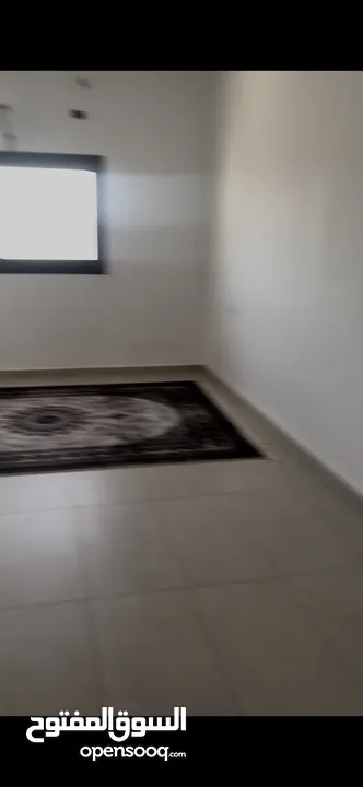 شقه للبيع شارع 22