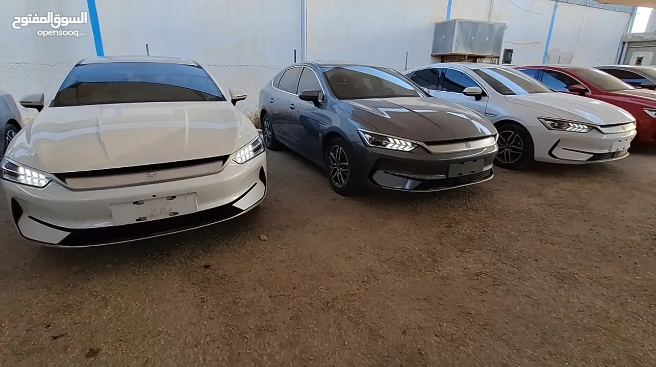 QIN PLUS EV 2022/2023 فل اضافات مع فتحة