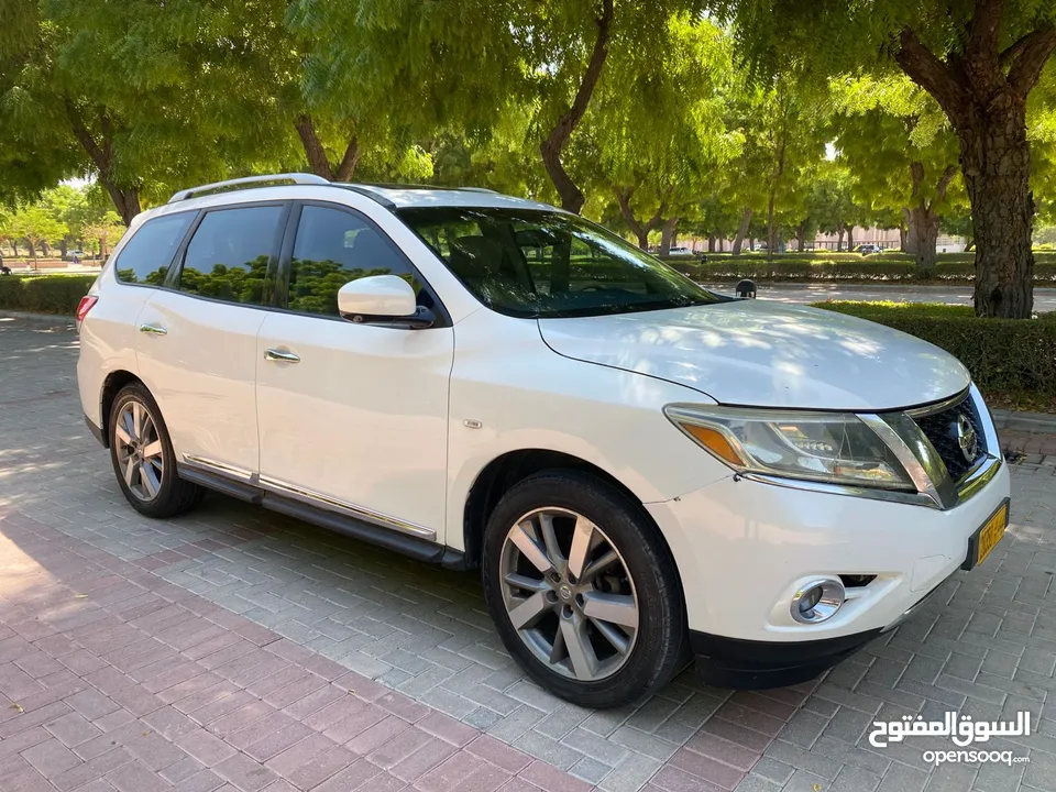 Nissan Pathfinder 2014