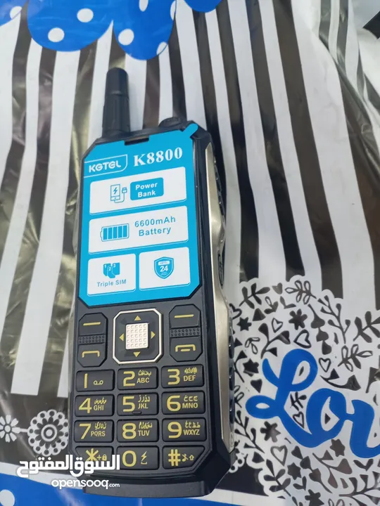 موبايل خلوي 3 خطوط انتين لاقط قابل للفك  يعمل على تقوية  م جات الارسال و الاستقبال الضعيفه بطاريه تد