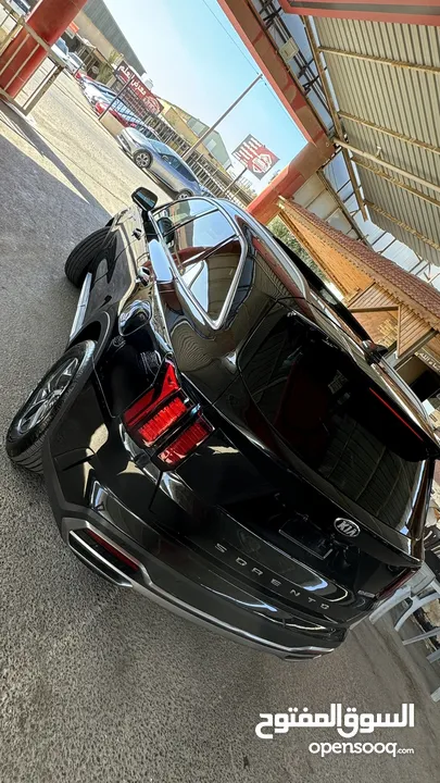 سعر بدون جمركKia sorento Hybrid 2021 ‏ سيارة لا زالت حرة