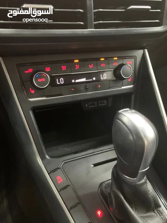 فولكس فاجن بول ترخيص 2019 عداد 57 ألف كيلو ترخيص وتأمين شامل لغاية شهر 10/2016