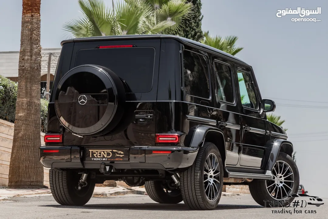 Mercedes G500 2024 Amg kit Night Package   السيارة وارد و كفالة الشركة و قطعت مسافة 2,000 كيلو