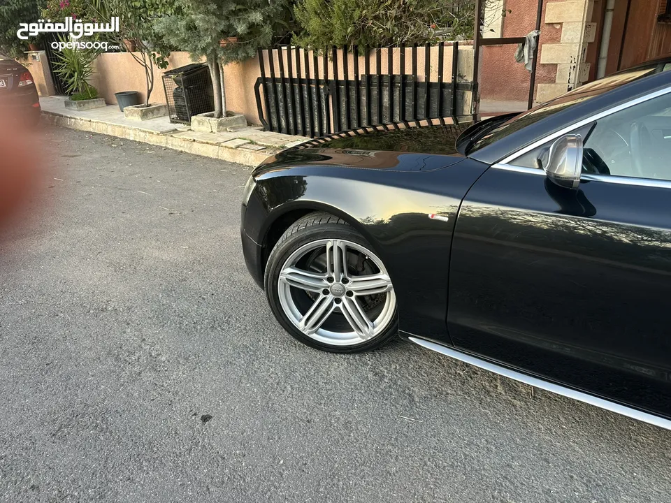 سيارة Audi A5 S-line sport back