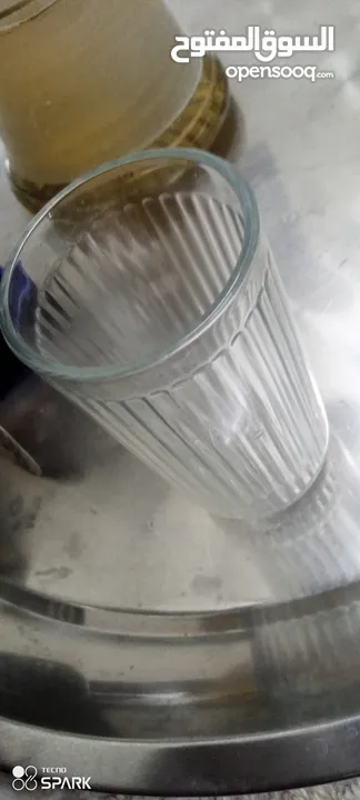 كأس ماء حجم كبير جدا