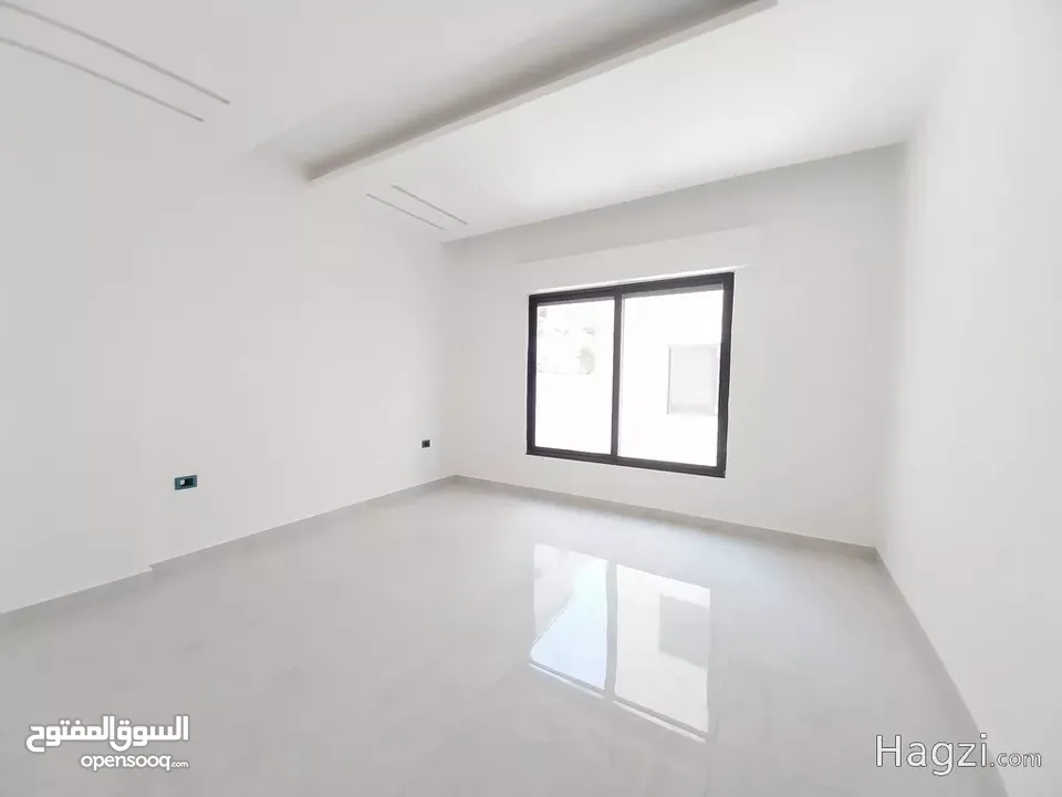 شقة للايجار في دير غبار  ( Property 33356 ) سنوي فقط