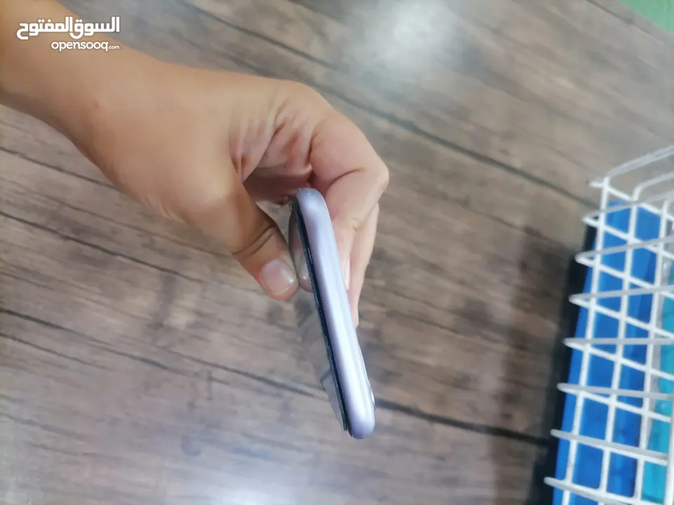 آيفون 11 للبدل أو للبيع