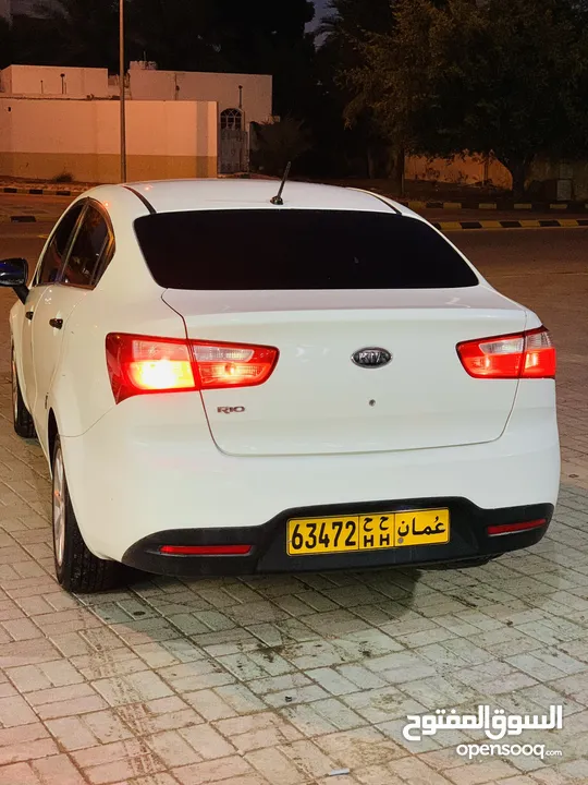 For sale kia rio 1.4 cc manual gear للبيع كيا ريو خليجي بحالة ممتازة جير عادي