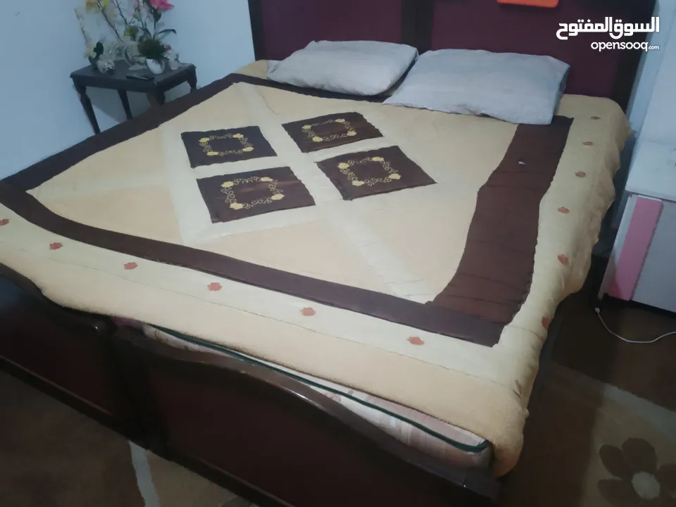 للبيع كامل الموجودات