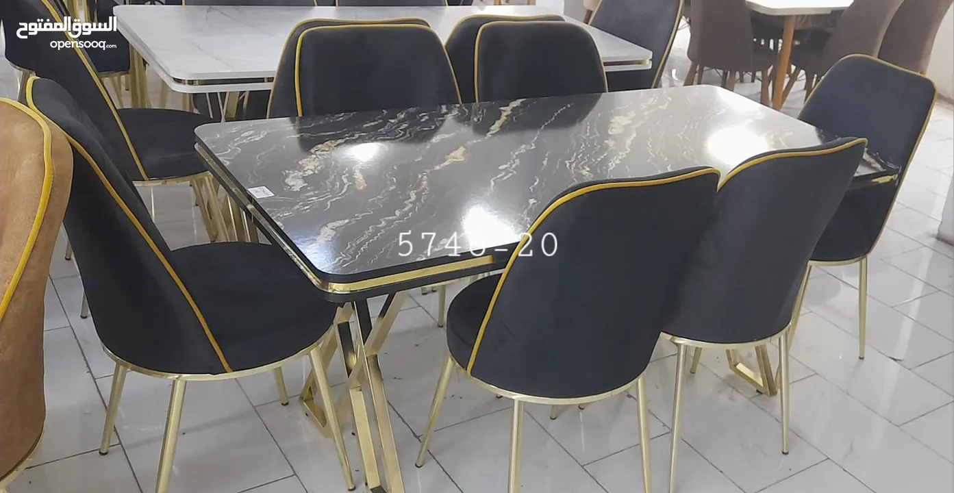 Brand New Dining Table Available good quality