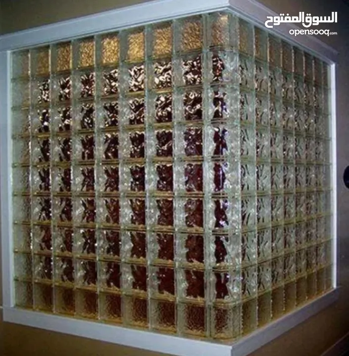 طوب زجاجي مستعمل بحالة ممتازه جدا  ساده صناعه اندونيسيه