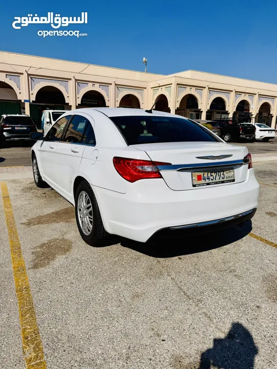 Chrysler 200 2013 model very good condition