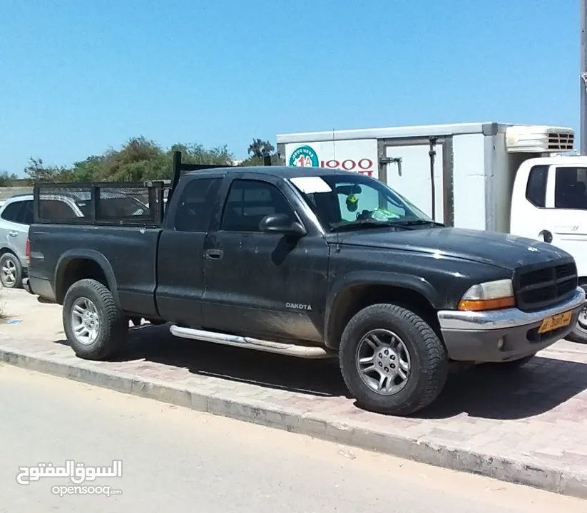 نقل بضائع داخل وخارج طرابلس
