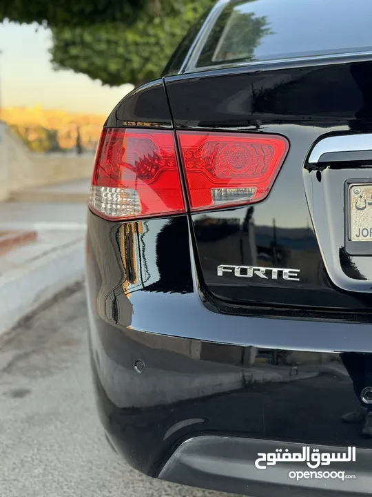 كيا فورتي للبيع بحالة ممتازه  Kia Forte 2013 لون اسود فحص كامل