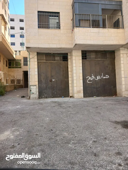 مخازن للايجار بيتونيا المنطقة الصناعية بمساحات مختلفة