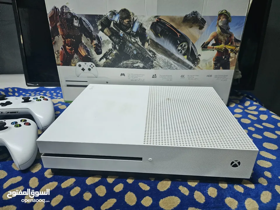 Xbox one s 1tera بحاله ممتازه