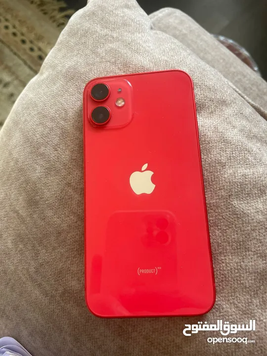 Iphone 12 (red edition) Battery:86%