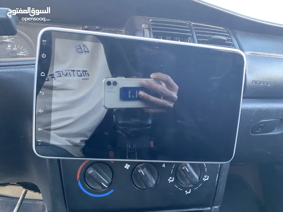 شاشه أندرويد وكالة