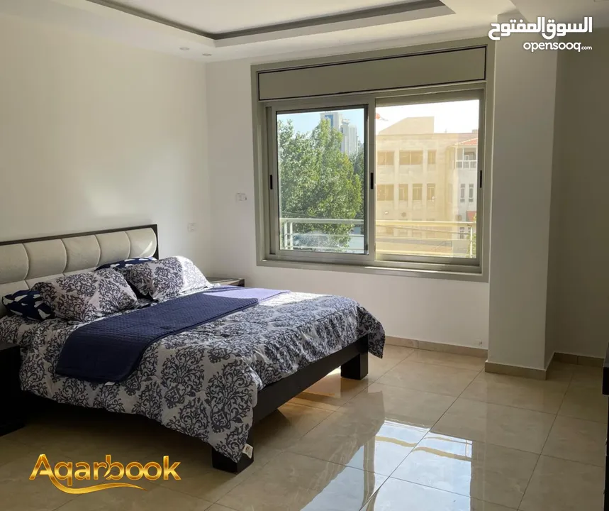 شقة مميزة مفروشة بالقرب من مسشتفى المستقبل في البيرة