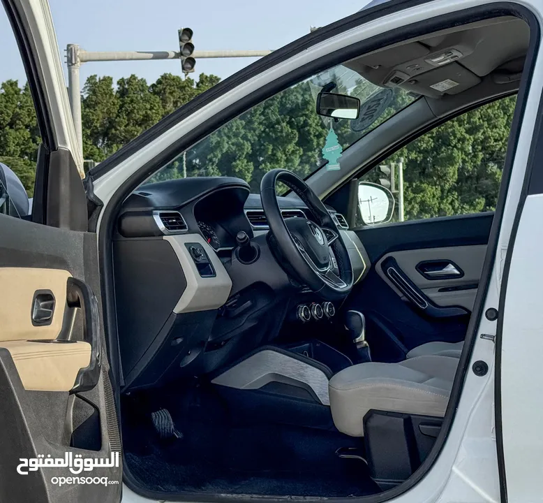 Renault Duster 2021, full option, GCC, accident-free, in excellent condition 815 P.M