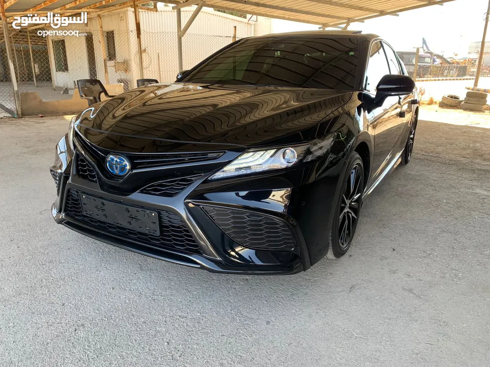 Toyota Camry 2022 LIMITED SPORT EDITION وأرد كوريا كلين تايتل بحالة الزيرو