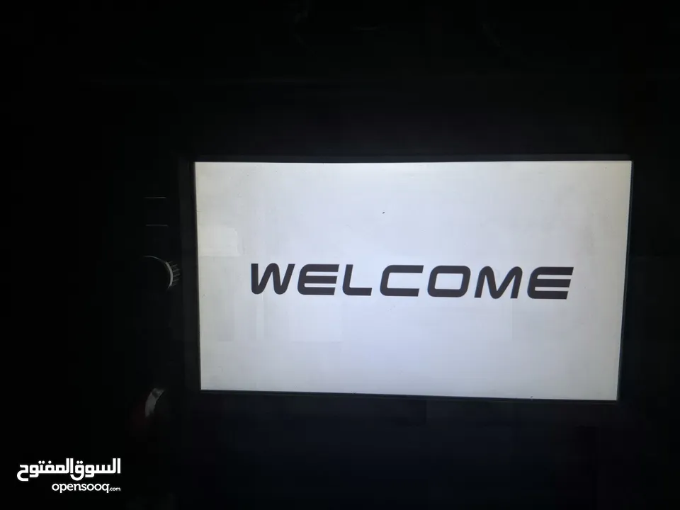 شاشه سياره عادية