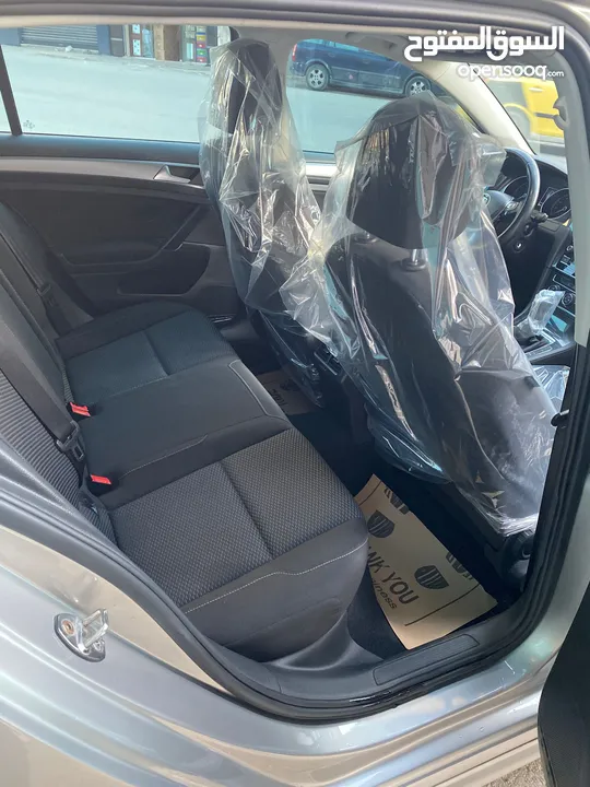فولكسفاجن جولف - محرك بنزين اتوماتيك  Vw golf R.line 1.4Tsi