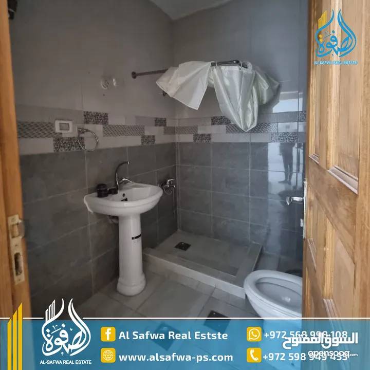 شقه مميزة للسكن غير مفروشه في ام الشرايط موقع مميز قرب مدرسة الإنجليزية دفع شهري