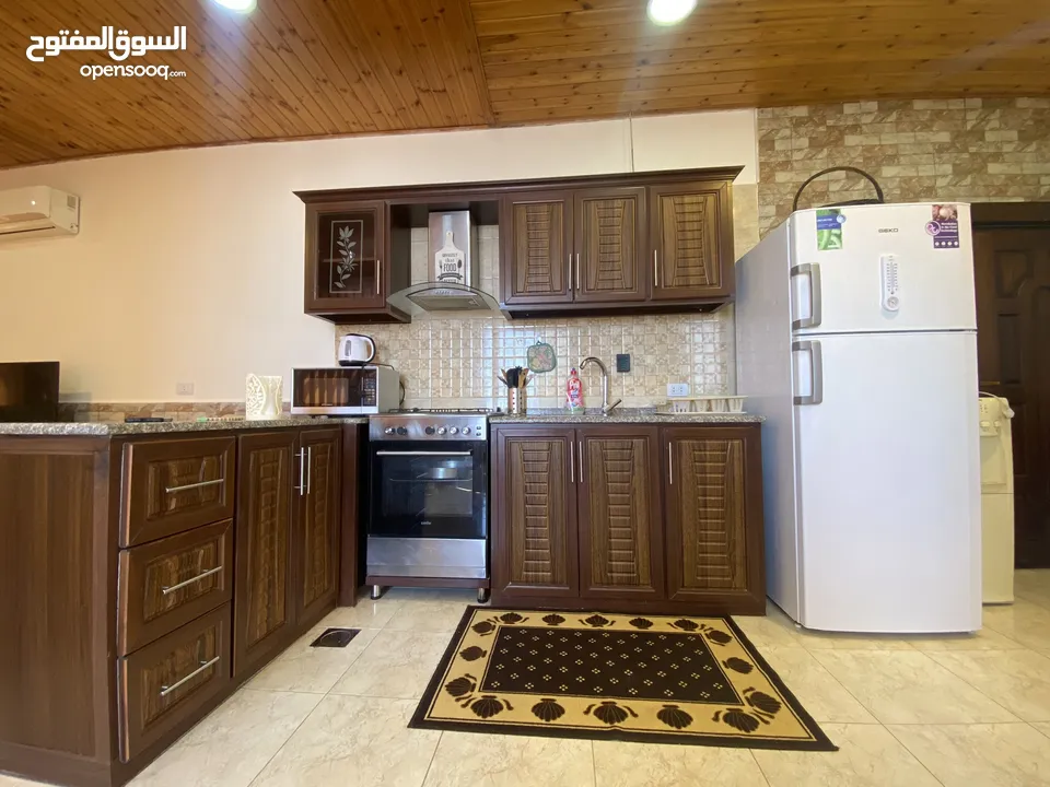 روف فخم مفروش كامل للإيجار - 100م-ضاحية الأمير راشد