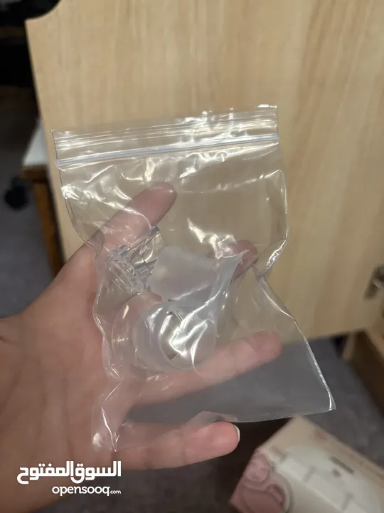 Lactolove wearable breast pump (used)