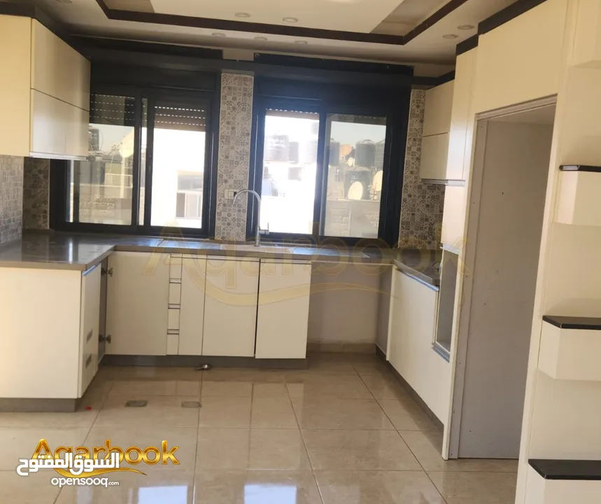 شقة مميزة بإطلالة رائعة للبيع المصايف – خلف شركة الكهرباء